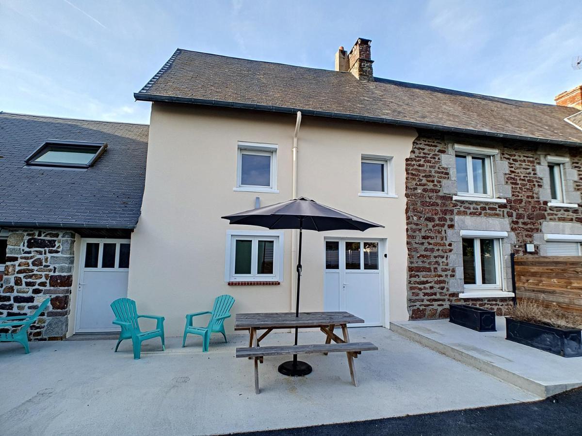 Petite Maison Proche Centre Ferienhaus Bréhal